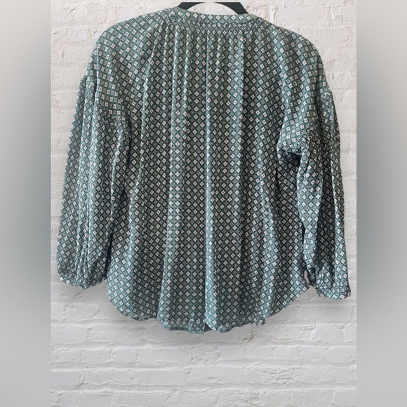J Jill Blouse Green Long Sleeve Button Down V-Neck Women’s Sz Sm Geometric Rayon - Picture 3 of 8